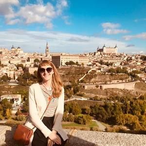 Meet your Posher, Elise